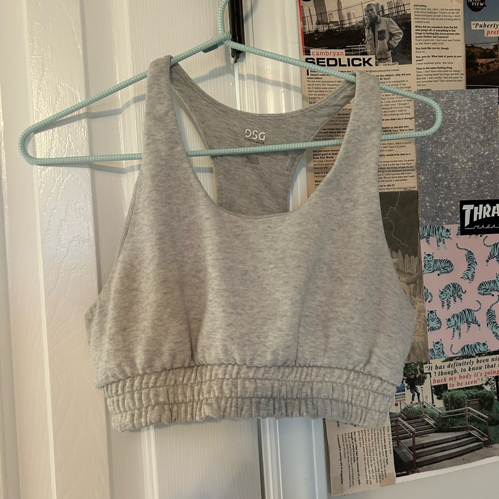 DSG Gray Sports Bra with Scoop Neck and Elastic Band